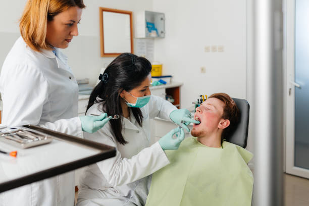 Best Emergency Tooth Extraction in St George, KS